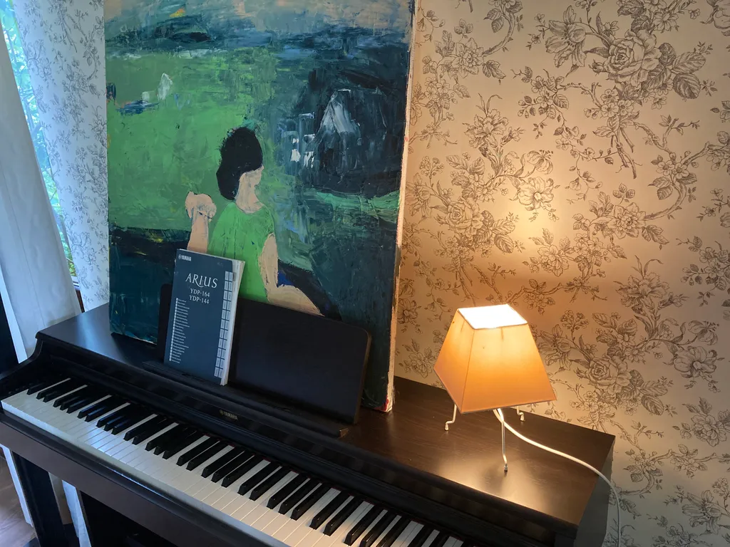 Дом с пляжем у моря