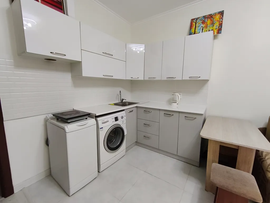 Просторная квартира с отдельным входом, две двуспальные кровати