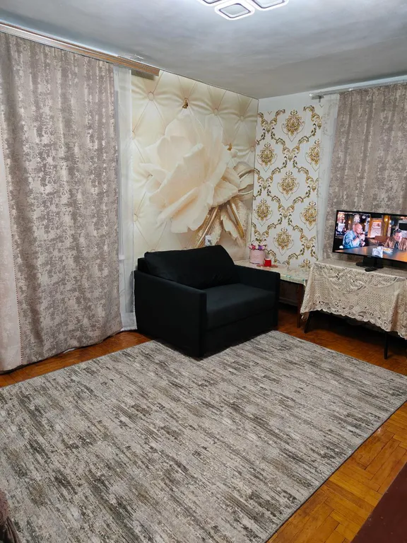 Красивый вид с 2 балконов на горы и реку