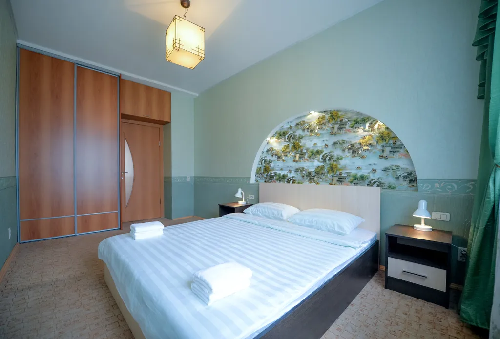 На арбате с тремя кроватями