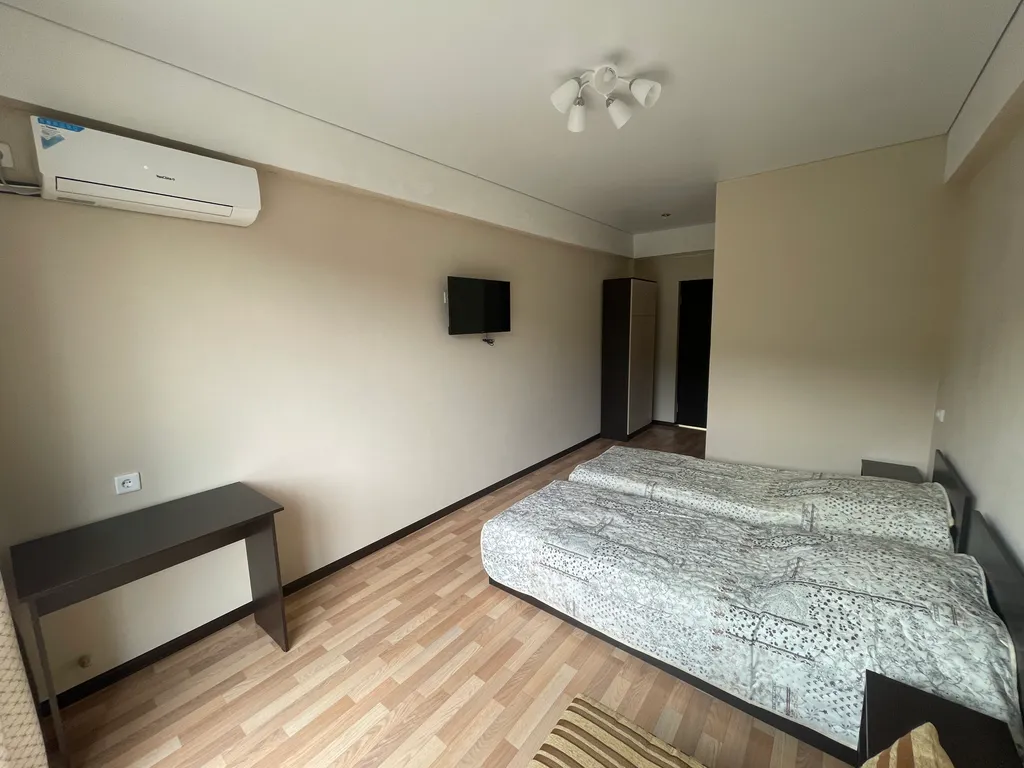 Просторный номер с уютным балконом