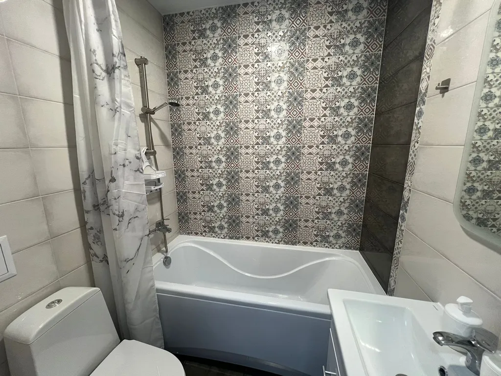 398 студия с бассейном для трёх человек