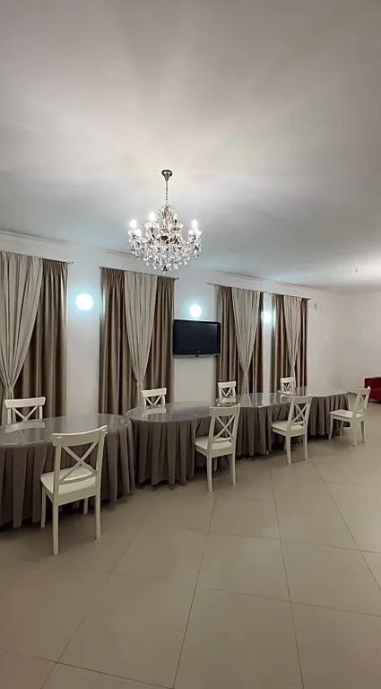 Дом "Вромса" на Хлебной - новый, брутальный, спокойный, комфортный.