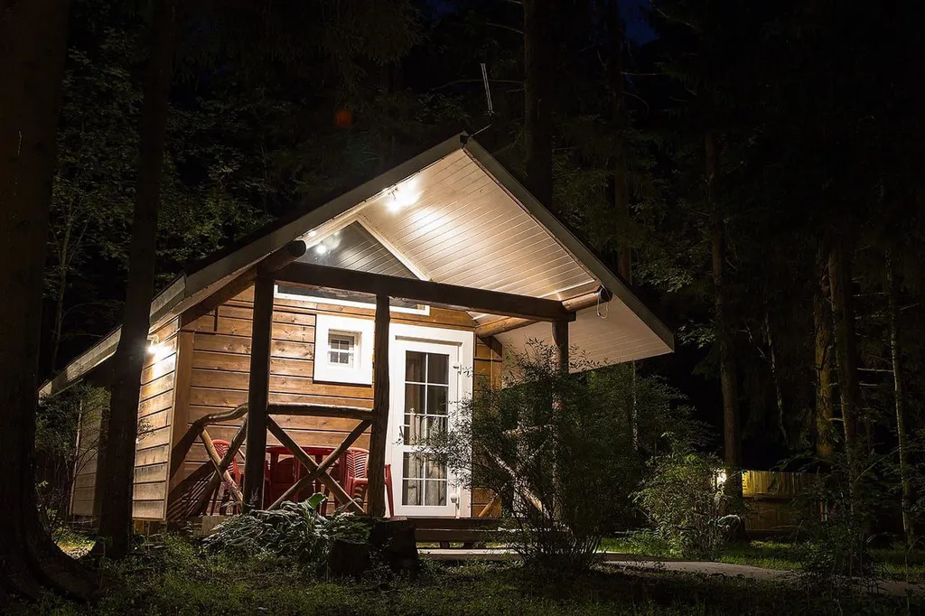 Изба Лесная