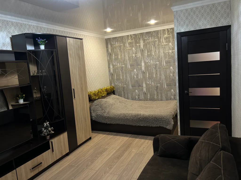 Уютная квартира в самом центре поселка — аренда посуточно в Мостовской