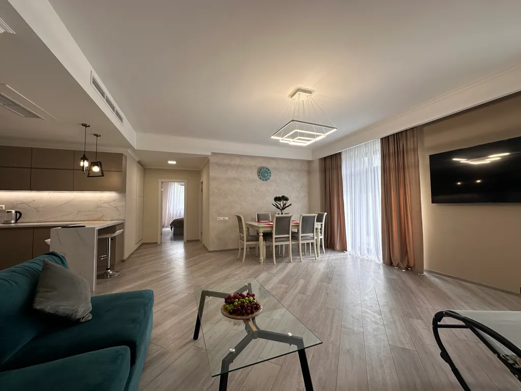 Апартамент с видом на горы и большой террасой