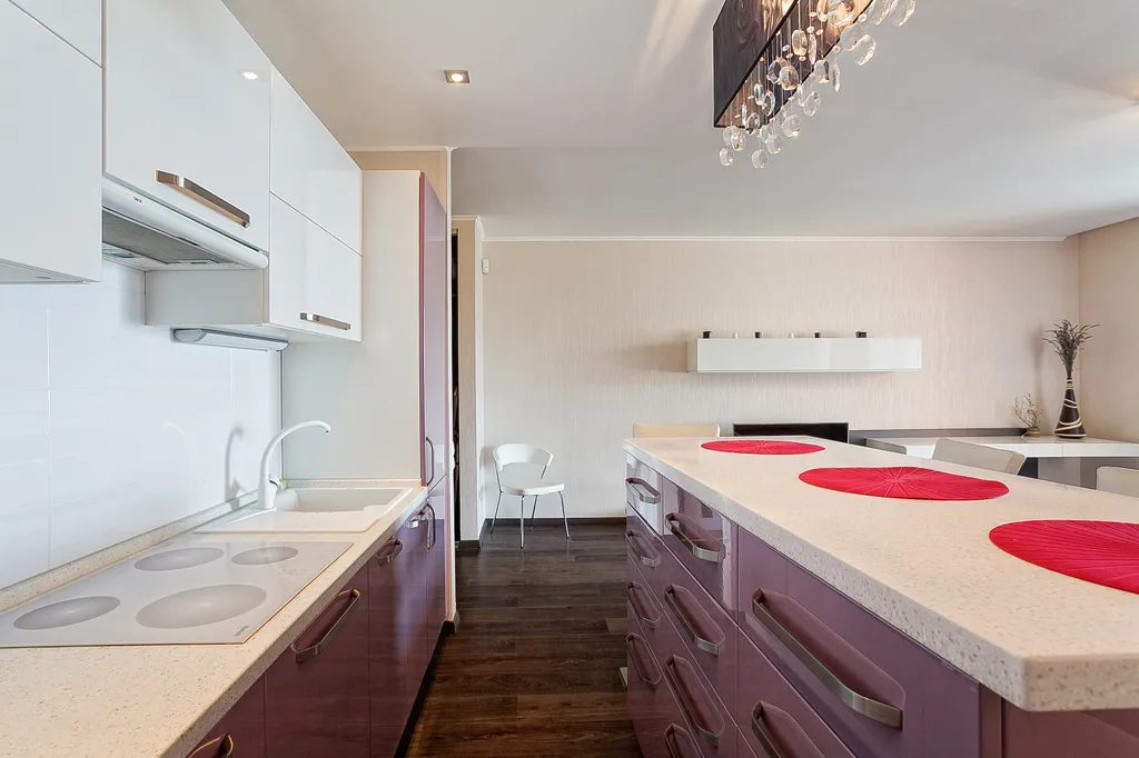 Респектабельные апартаменты с видом на море, горы, рядом с артек