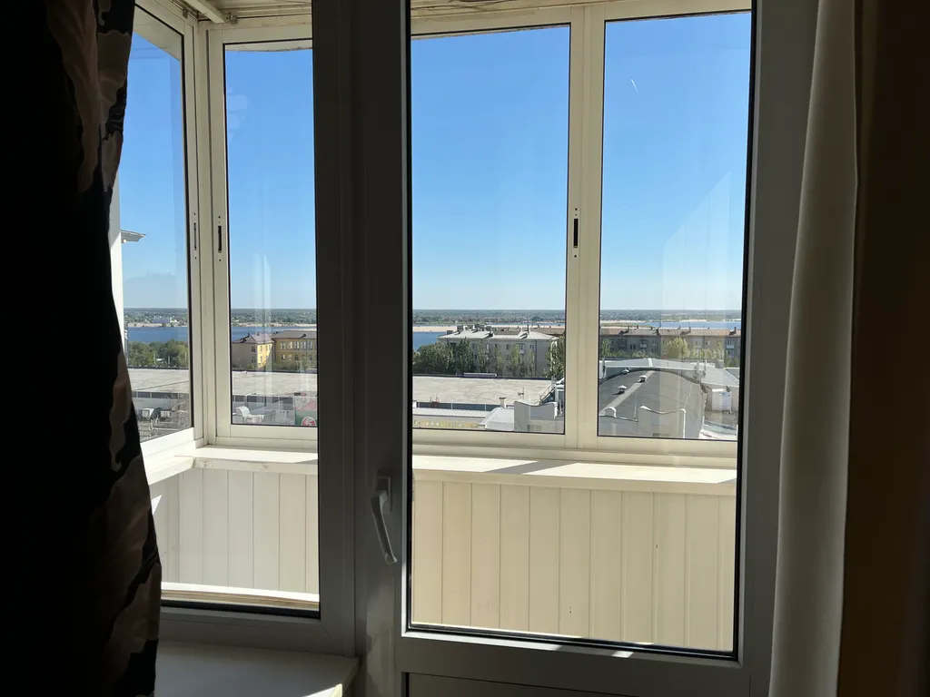 Квартира Светлая и просторная квартира в самом центре — Волгоград
