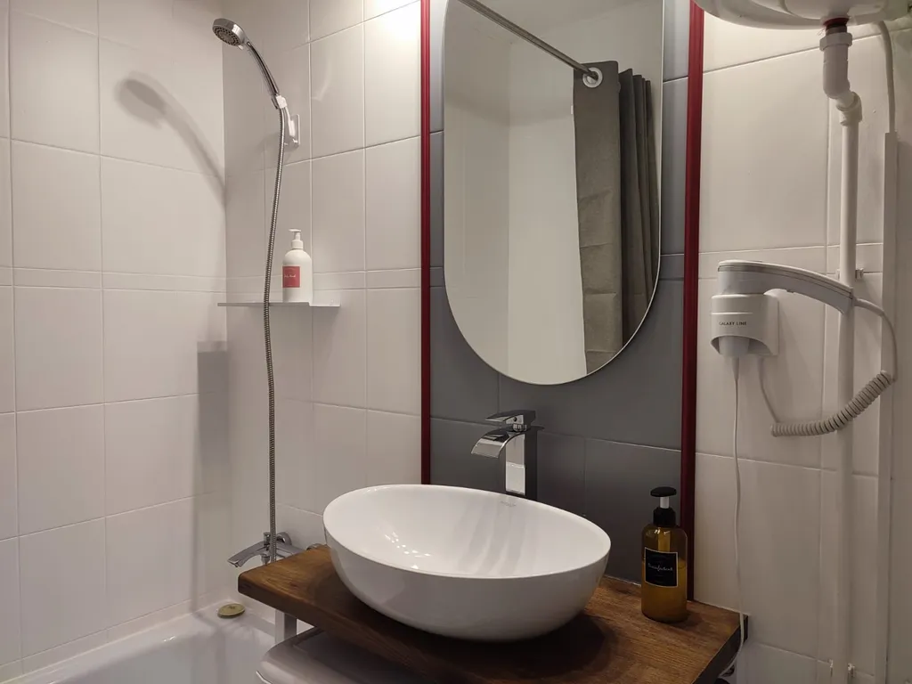 Новая дизайнерская студия рядом с набережной