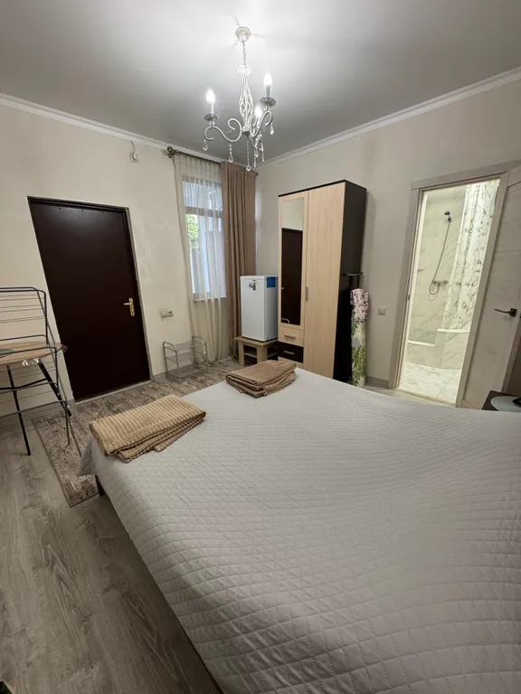 Уютная отдельная комната в частном доме с санузлом