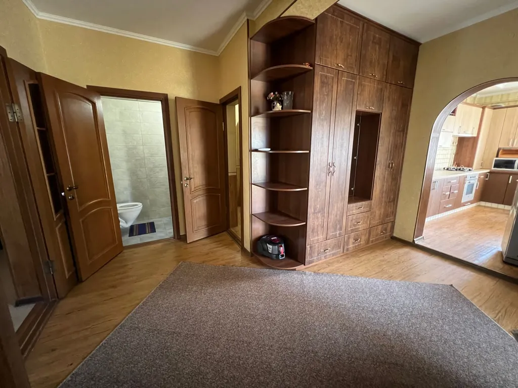 Уютный дом в старом городе