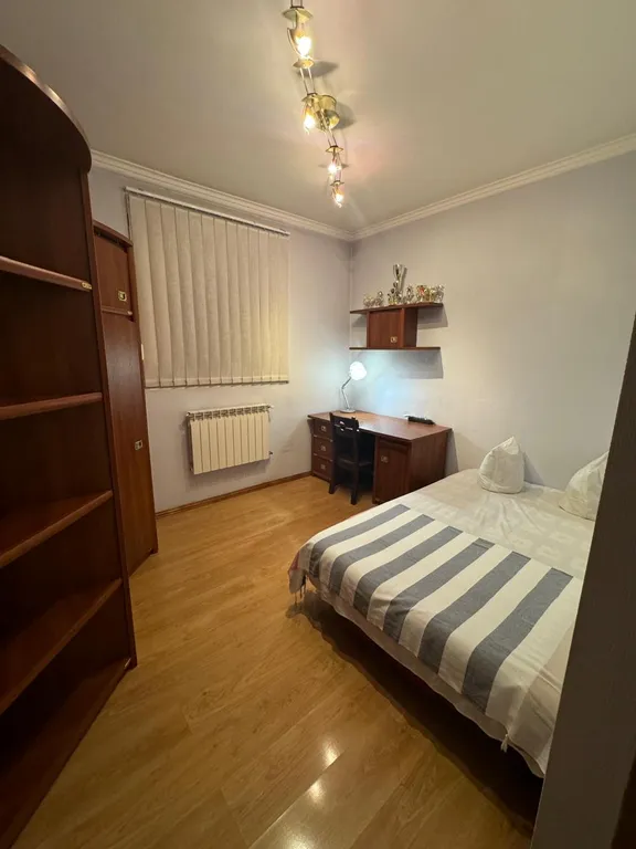 Бутовый дом на участке 5 соток