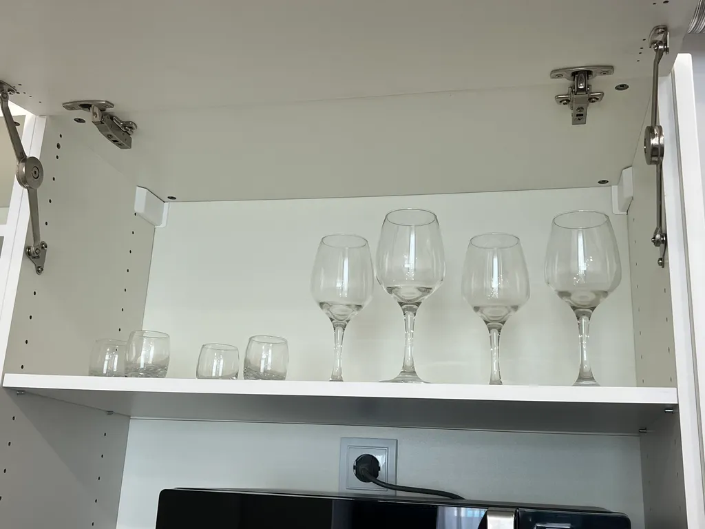 Красивая дизайнерская квартира в новом жк с видом на море