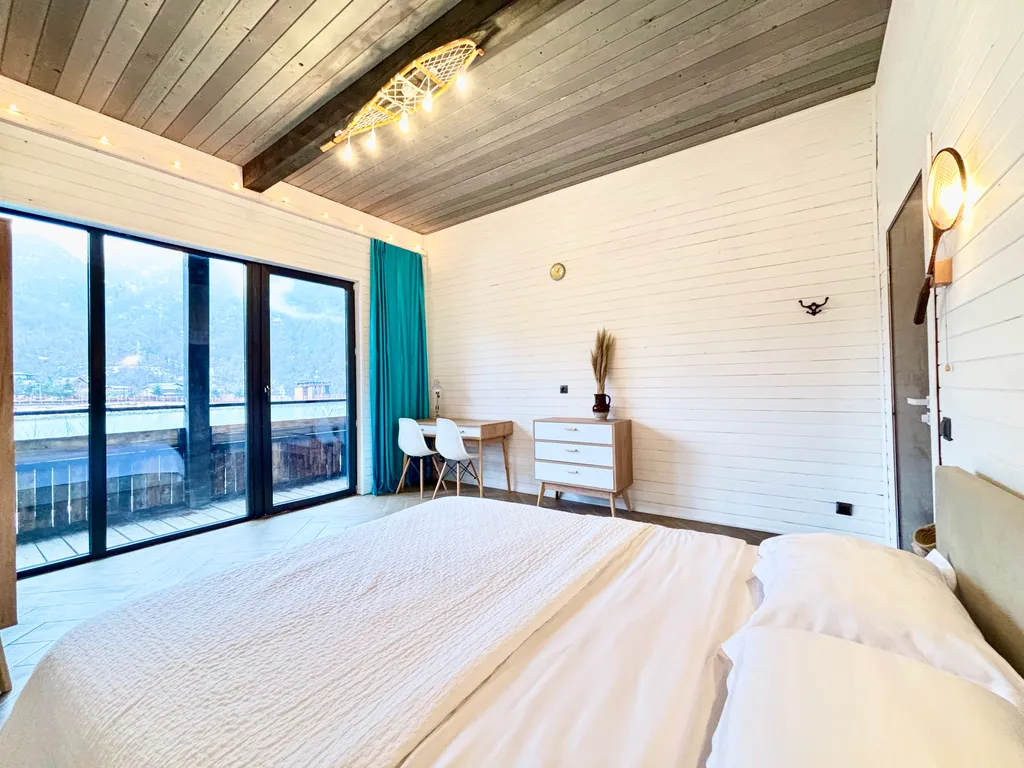 Квартира Кругозор- апартаменты, вид на озеро и горы — аренда посуточно в Красная Поляна