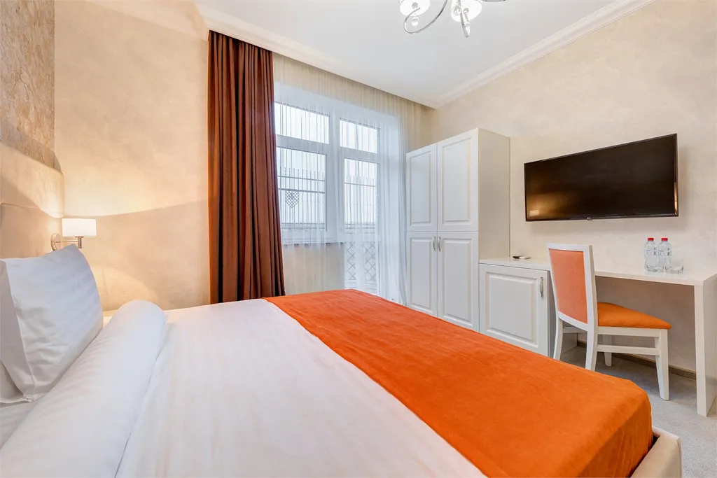 Квартира 3-комнатная Квартира — Анапа