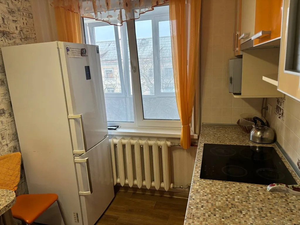 Квартира 2-комнатная Квартира — Евпатория