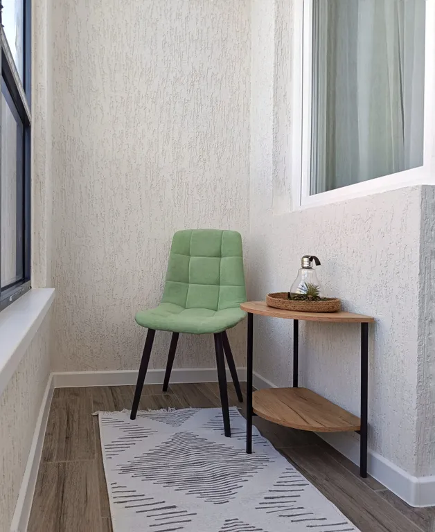 Светлая квартира рядом с ТЦ «Премьер» от Kravc Group