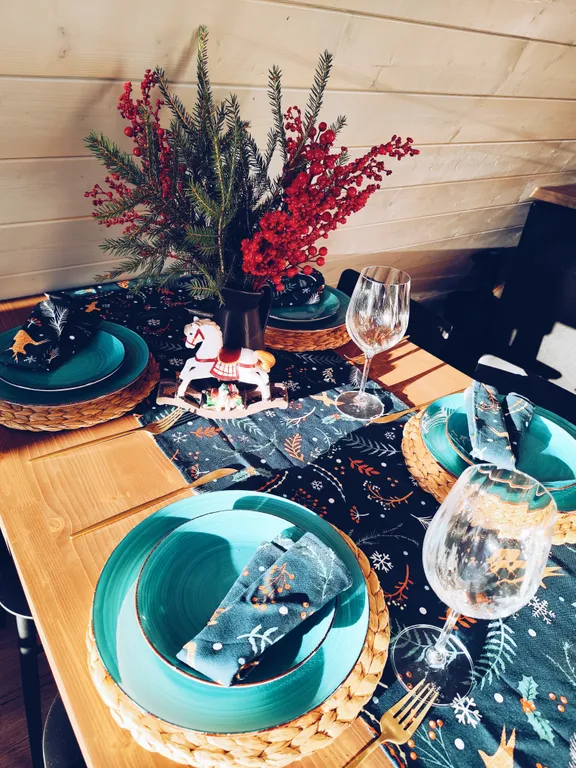 Коттедж Уютный дом с панорамным видом на лес — Луга