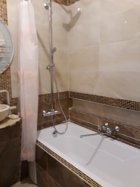 Солнечная, уютная квартира