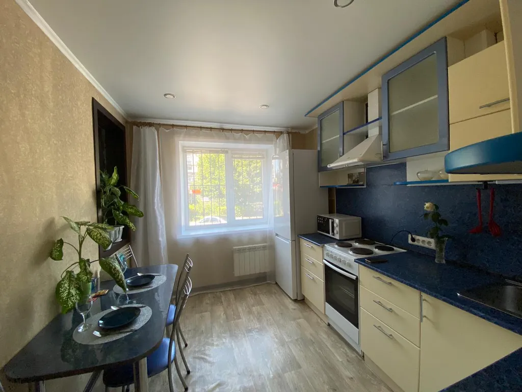 Отличная квартира в кирпичном доме в центре города