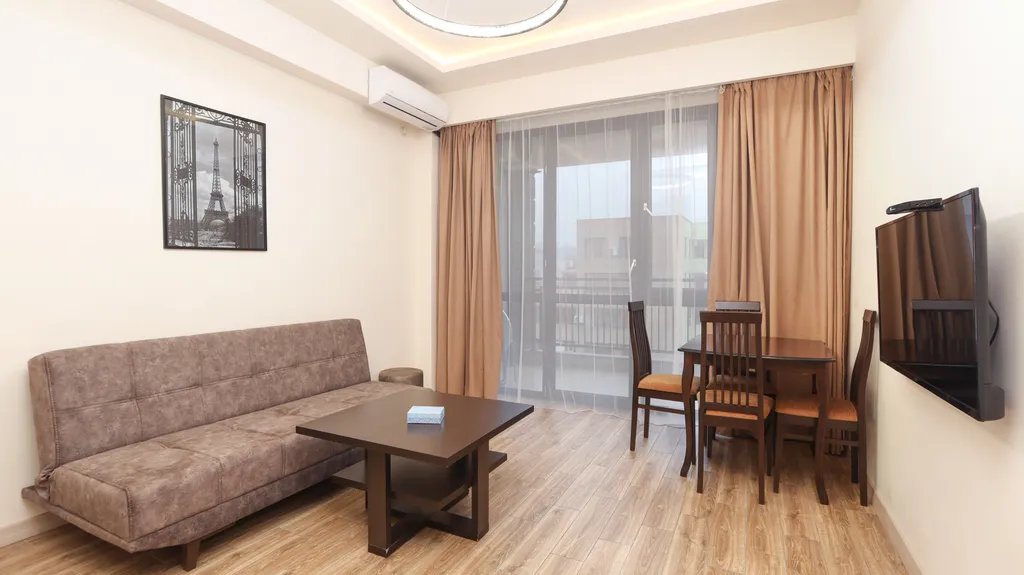 Уютная квартира с балконом в центре города