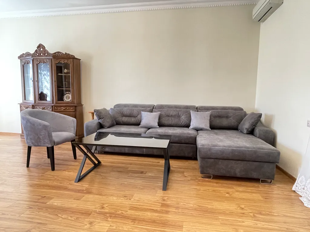 Шикарный дом в центре с бассейном