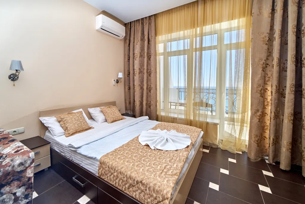 Новые апартаменты с видом на море в комплексе Наш Парус