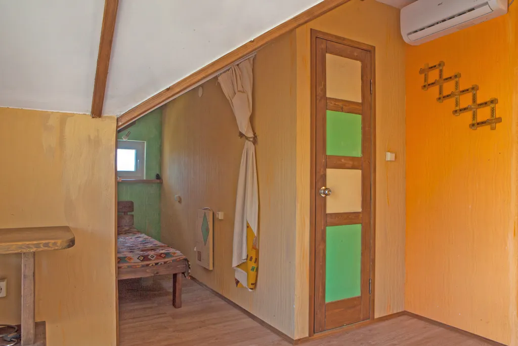 Мансарда с балконом, вид на Карадаг