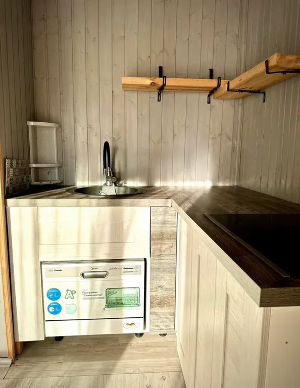 Уютная дача на Волге с огромным бассейном