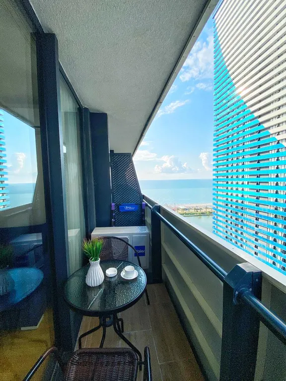 Апартаменты 4 persons Orbi City V&V