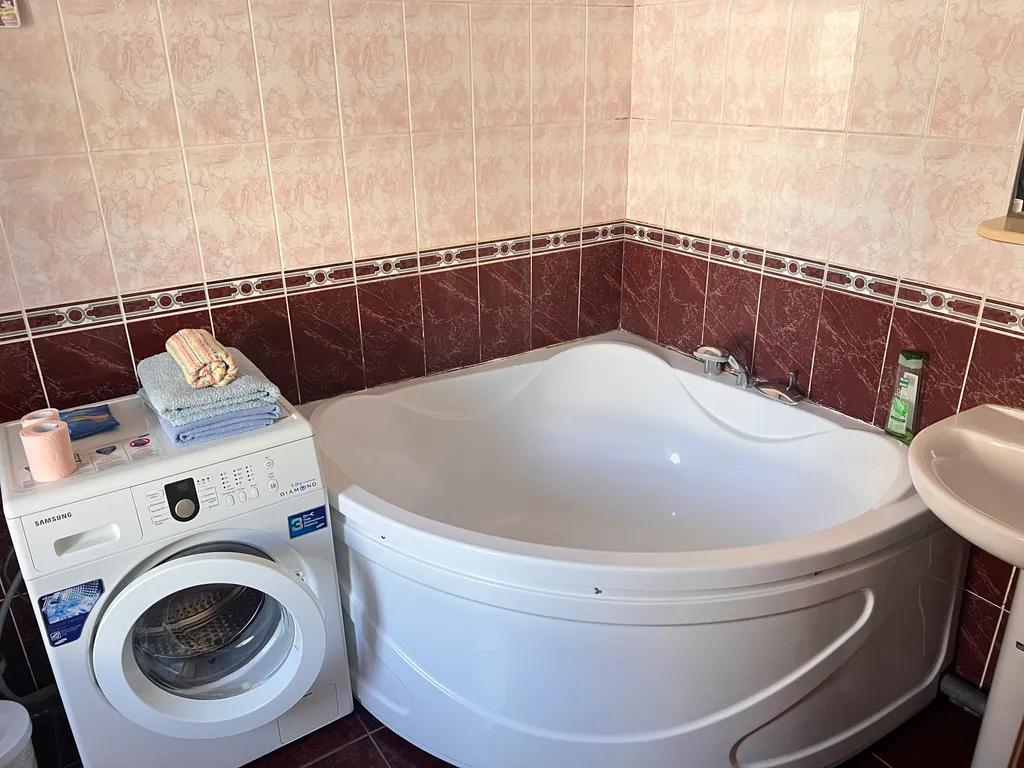 Дом над набережной