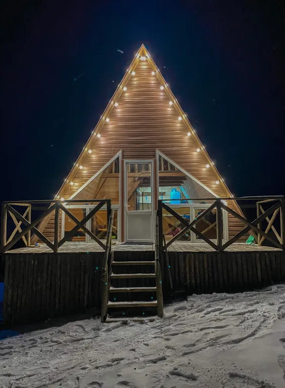 Треугольный домик в Приэльбрусье