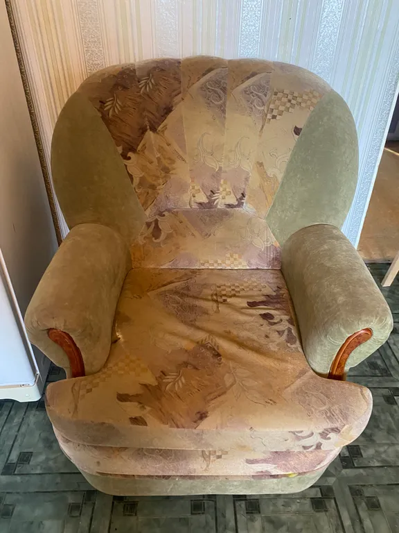 Трёхкомнатная полноценная Сталинка близко к Мамаеву Кургану