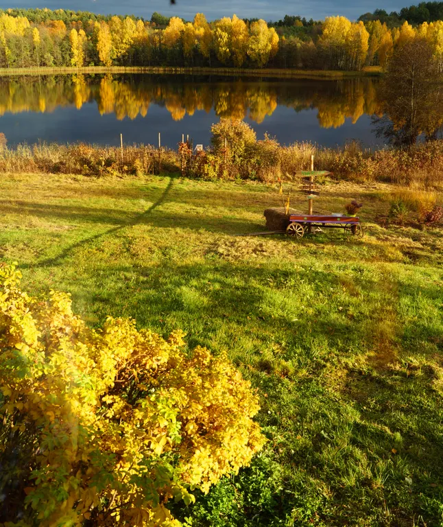 Дом с видом на озеро