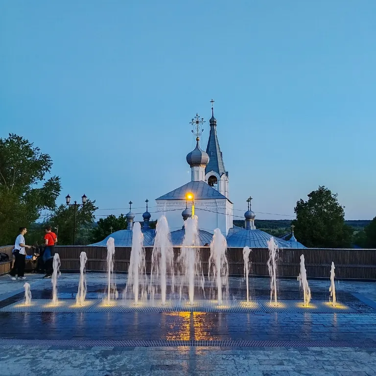 Уютная квартира с видами на Собор и набережную