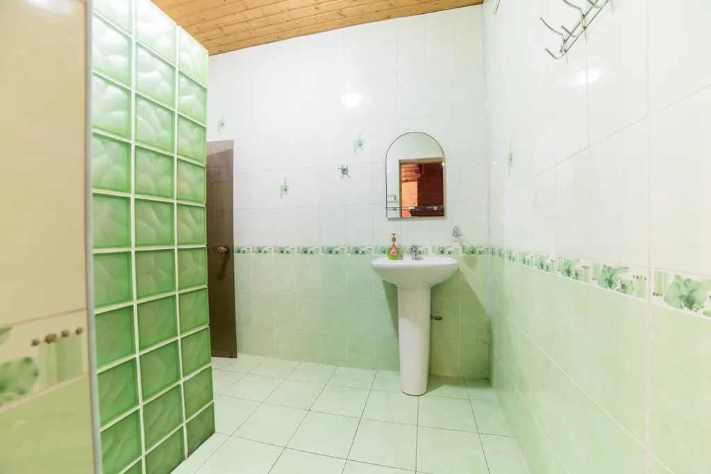 Семейный коттедж с сауной, на тихом берегу озера Воукса