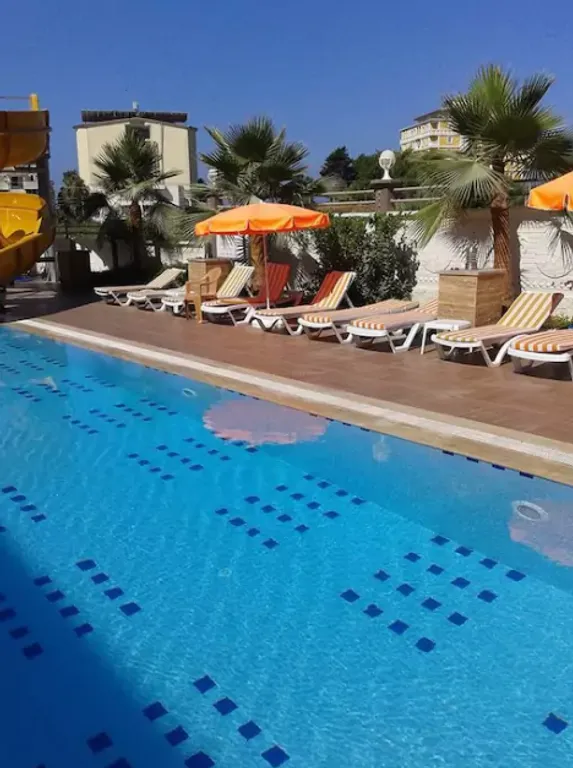 Целая квартира у моря