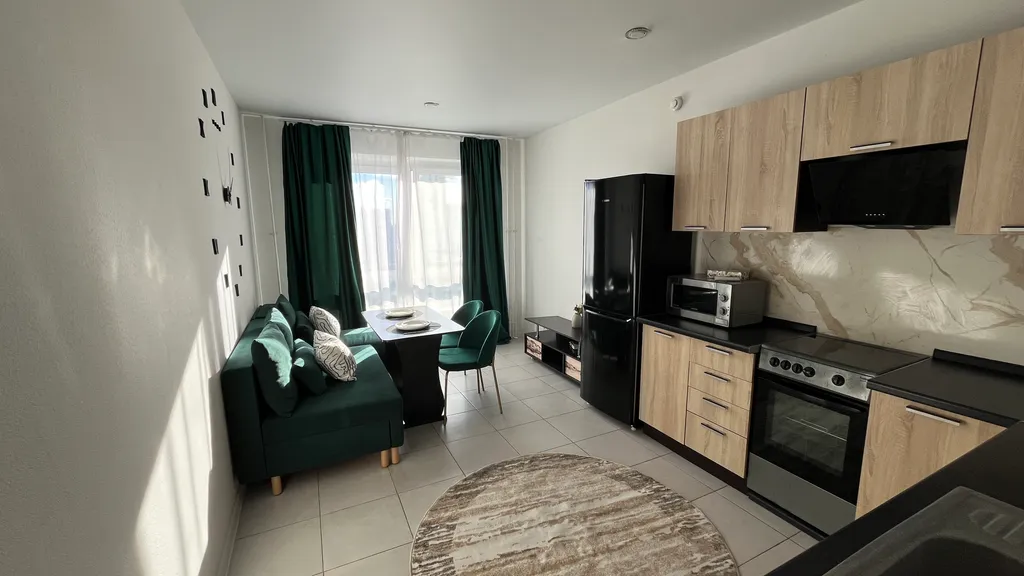 Евродвушка на 1-4 человек в новом районе со свежим ремонтом