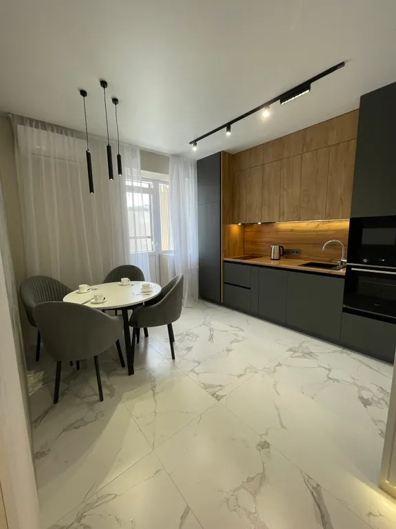 Lux квартира в прибрежном микрорайоне