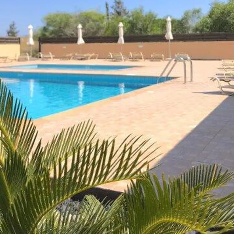 Апартаменты около пляжа Нисси Бич