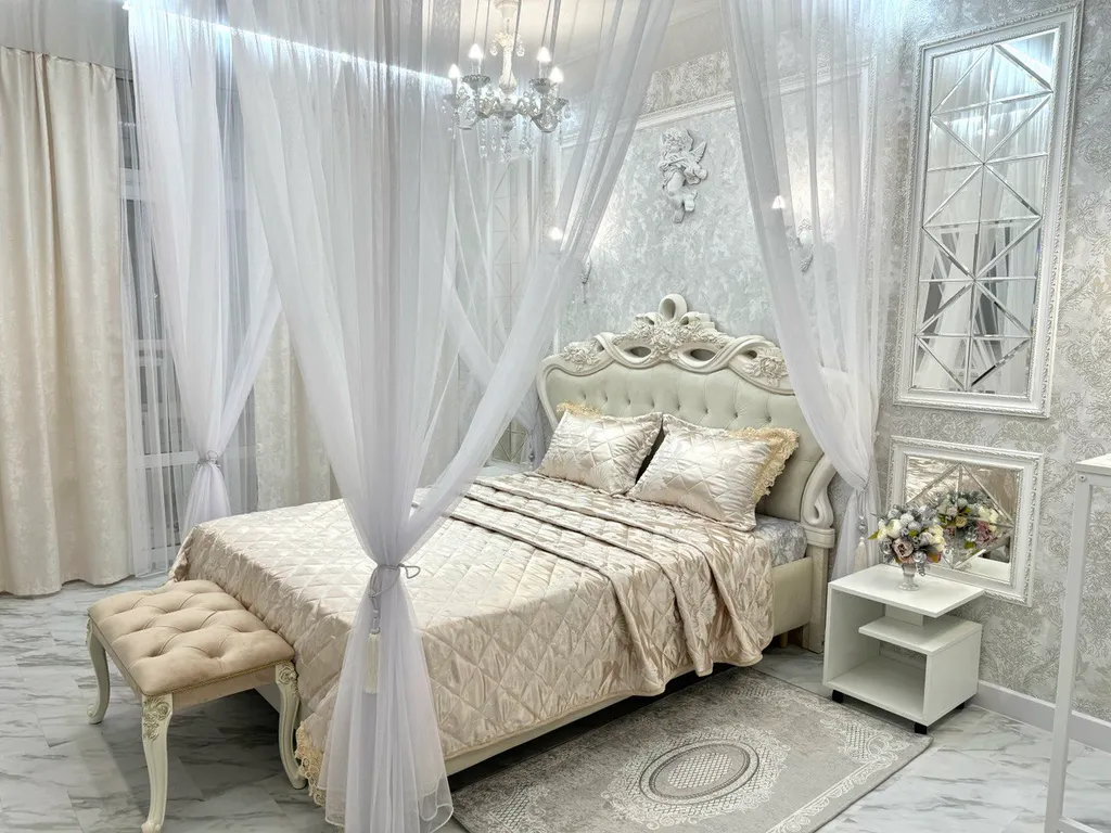 Апартаменты в античном стиле, гармония прошлого и настоящего