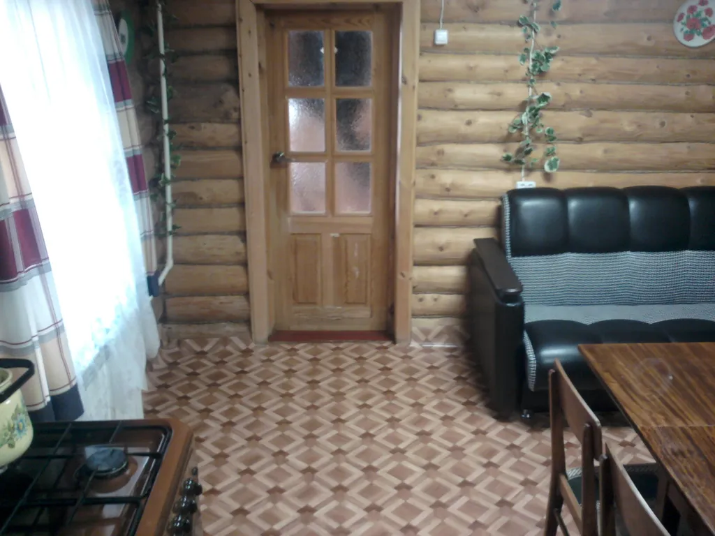 Дом-коттедж со всеми удобствами, недалеко от озера и центра