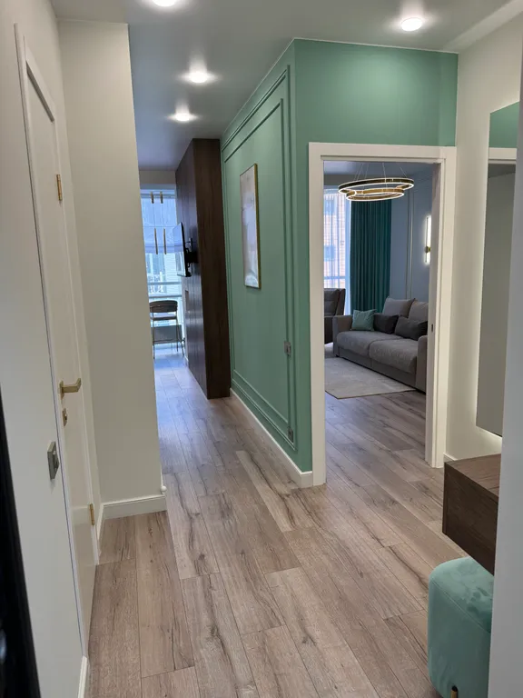 Дизайнерская квартира с бассейном на 13 этаже