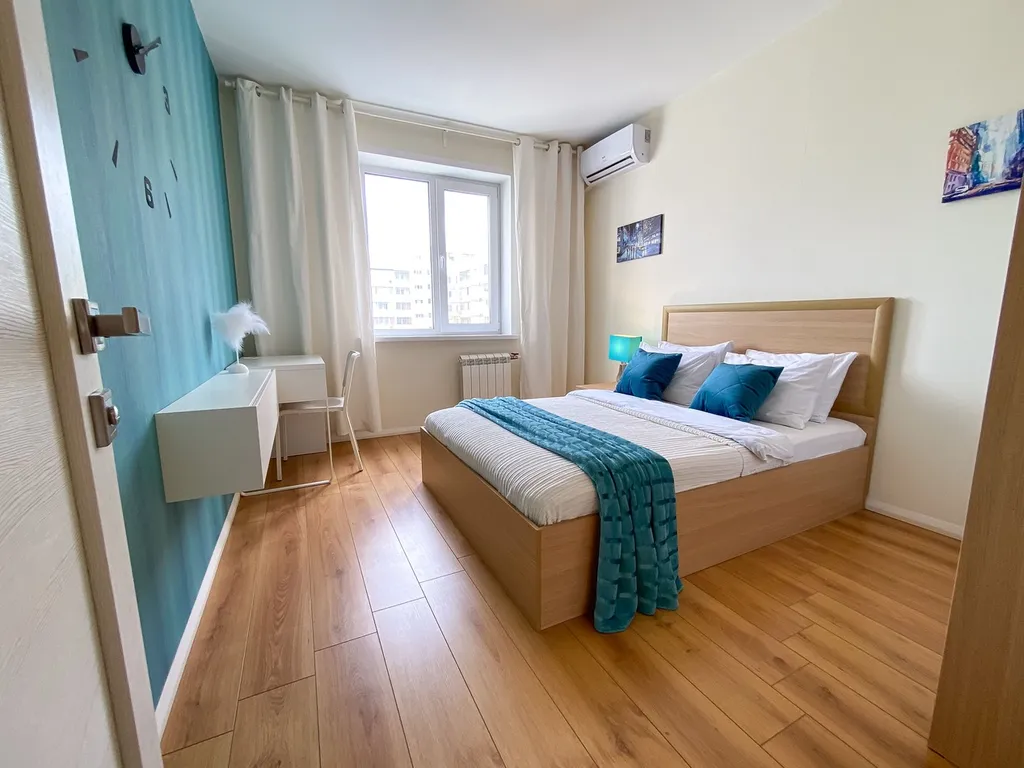 Квартира Просторная двушка с тёплой лоджией рядом с Александровским парком — аренда посуточно в Ульяновск