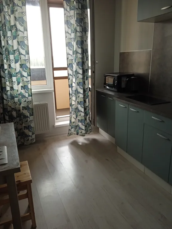 Уютная квартира с видом на лес с удобной кроватью