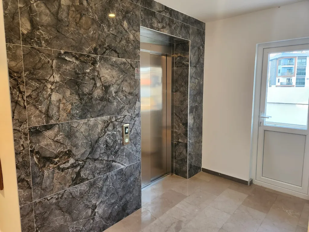 Новая бутик-резиденция на берегу моря в сентябре и октябре