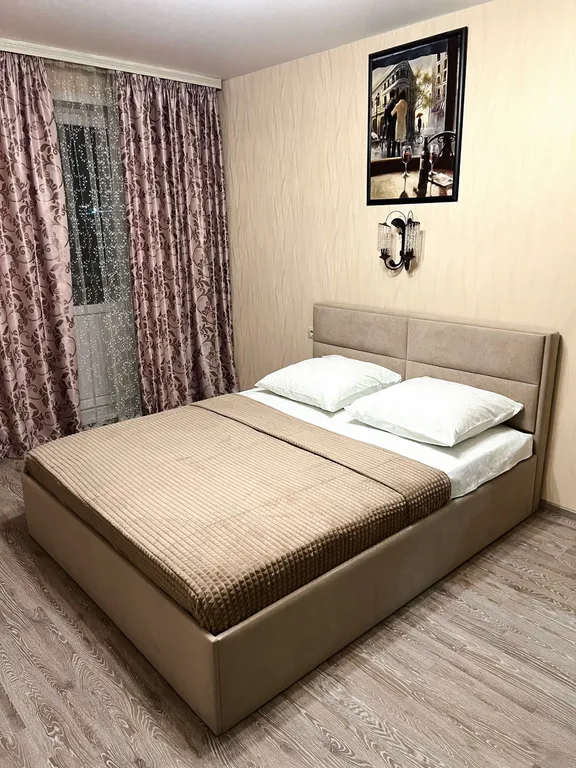 Уютная квартира у Глобуса