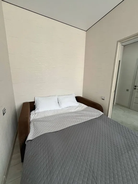 Квартира около аэропорта с евро ремонтом