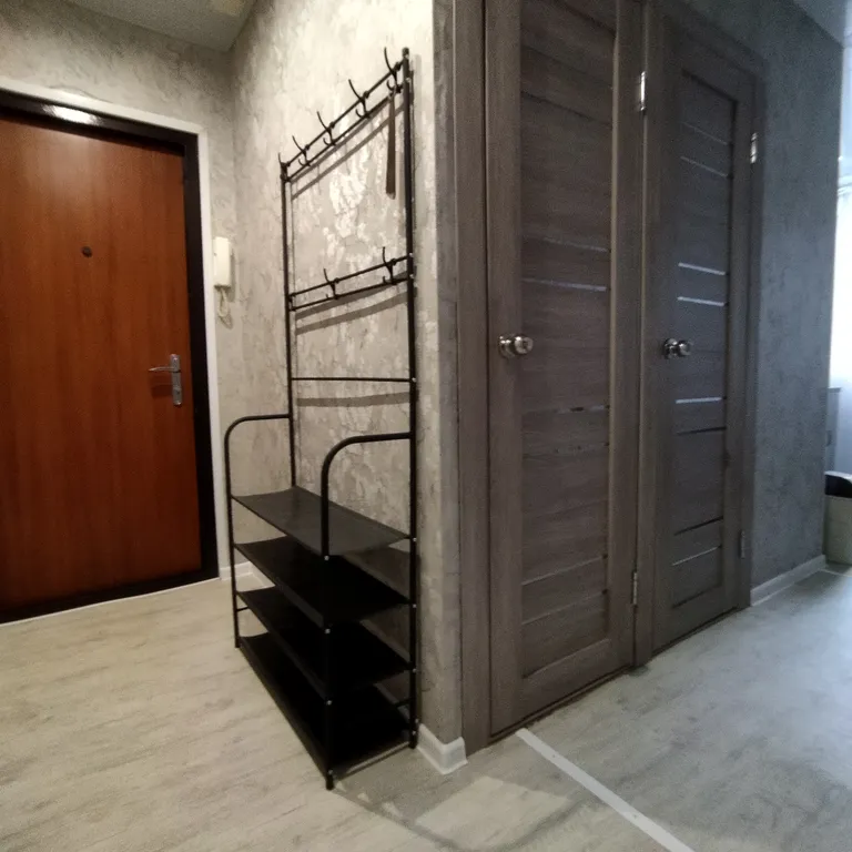 Квартира рядом с трассой. Тихий двор, Чистота, Уют, Комфорт!