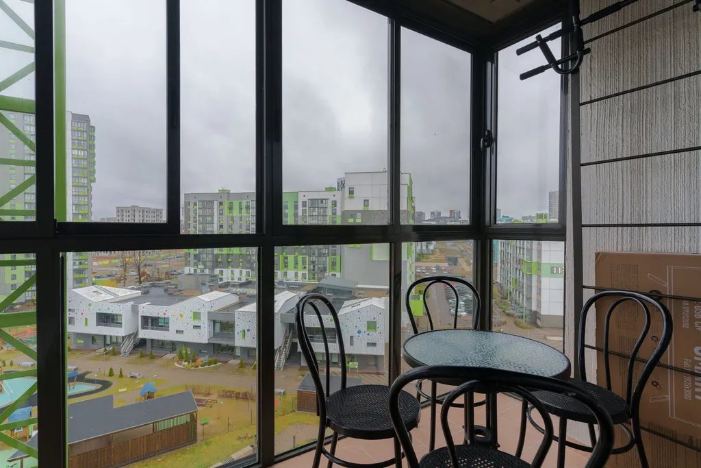 Апартаменты вблизи Dana Mall в комфортабельном районе Новая Боровая